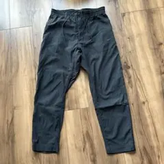 Nike サイドポケット付きパンツ　ブラック　Mサイズ