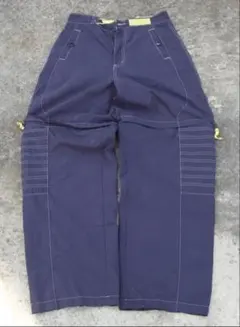 ナイロンパンツ　　ネイビー ストレートパンツ サイドポケット付き