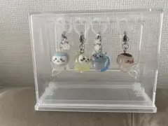 ちいかわ　めじるしアクセサリー　ハチワレ　モモンガ　くりまんじゅう