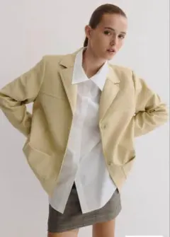 【タグ付き新品】H&M 春カラー　フェイクレザージャケット