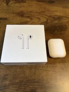Apple AirPods 第2世代 両耳＋充電ケース - メルカリ