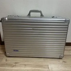 RIMOWA リモワ アルミニウム キャリーケース シルバーのサムネイル