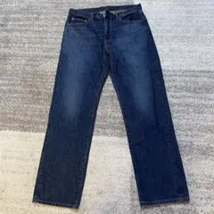 レギュラーフィットストレートジーンズ　ウエスト84cm