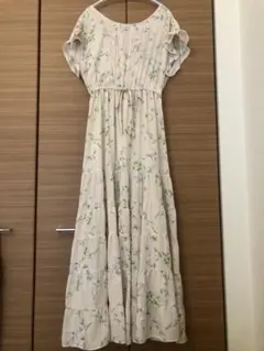 美品　シュープリームララ　フラッフィーフラワーロングワンピース　ピンク　M