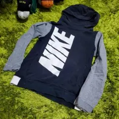 Nike フード付きパーカー M 140