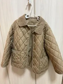 ユニクロ　キルティングジャケット ベージュ
