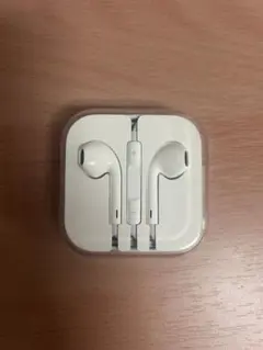 新品　Apple 有線イヤホンホワイト ケース付き　イヤホンジャックタイプ
