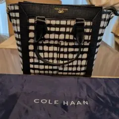 COLE HAAN ブラックホワイトチェック トートバッグ