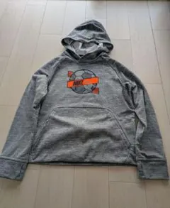 NIKE パーカー 140cm~　グレー　サッカーボールプリント　裏起毛