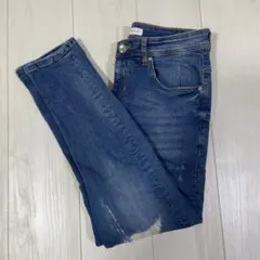 Item thumbnail for item e17fc62c-f58d-4d44-9000-3932338e01a7