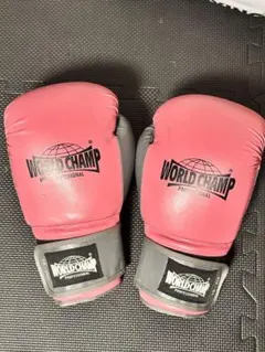 WORLD CHAMP プロフェッショナル ボクシンググローブ ピンク 16oz