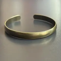 真鍮 バングル アンティーク レディース メンズ兼用ブレスレット