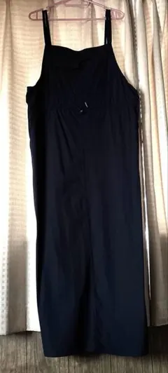 エプロンワンピース