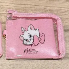 ディズニーストア キャラクター シークレットウォレット カラビナ付き　マリー