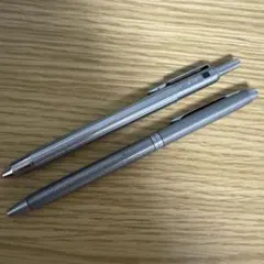 【最終値下げ】廃盤　三菱　zebra ボールペン2本セット