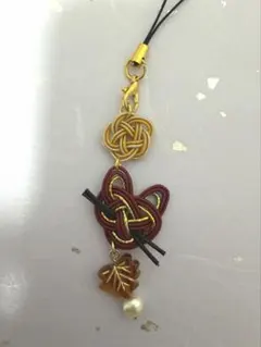ハンドメイド 水引 猫 ストラップ 紅葉