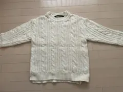 Niko and…アイボリー ケーブルニットセーター
