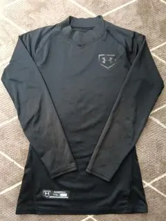 ​アンダーアーマー 野球用アンダーシャツ YXL　160 黒 長袖 ​