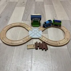美品　トーマス　木製　レールセット　鉄道　知育玩具