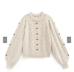 ケーブル編みニットトップス アイボリー