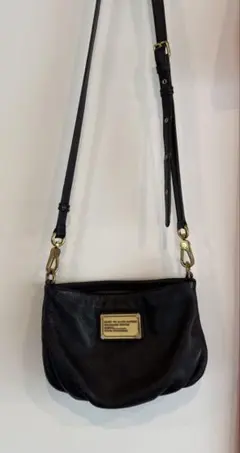 Marc by Marc Jacobsブラックレザーショルダーバッグ