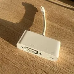 VGA to Lightning 変換アダプタ