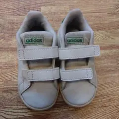 adidas ホワイト スニーカー 13