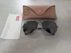 Ray-Ban Aviator サングラス ブラックのサムネイル
