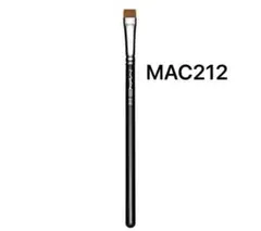 MAC 212 アイシャドウブラシのサムネイル
