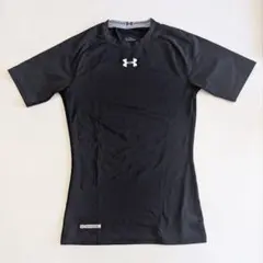 アンダーアーマー　ヒートギアシャツ　サイズMD　半袖　黒