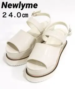 【新品未使用】Newlyme 厚底サンダル 24cm ホワイト 韓国系 美脚のサムネイル