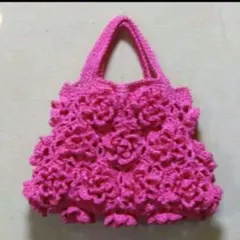手編み　花✿モチーフ編みバッグ エコアンダリヤ　ピンク