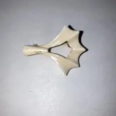 葉っぱデザインブローチ レトロ ヴィンテージ