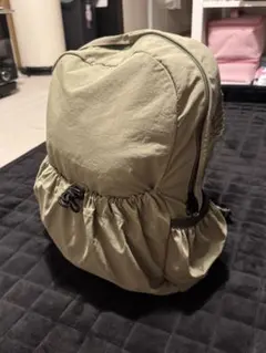 オリーブグリーン リュック