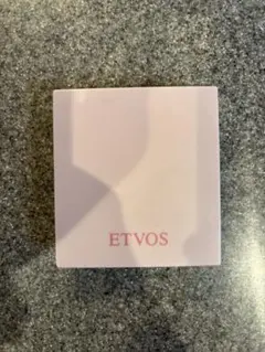 エトヴォス　ミネラルクラッシィシャドー　クワイエットグラム