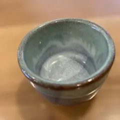 青緑色の陶器製お猪口
