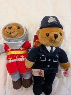 ロンドンお土産　騎士と警察官のくまぬいぐるみ