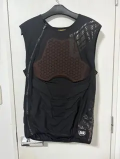 2026年最新】HYOD プロテクター ベストの人気アイテム - メルカリ