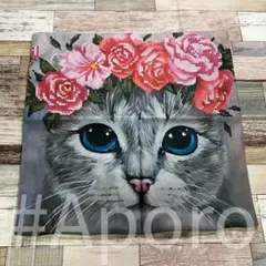 猫　クッションカバー　花冠　フラワー　ねこ　ネコ　座布団　ピンク　グレー　華やか