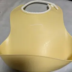 ベビービョルン BABYBJÖRN お食事エプロン　スタイ　赤ちゃん　シリコン