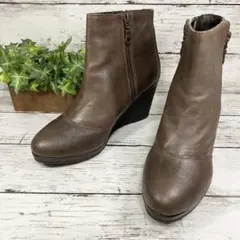 Item thumbnail for item 60ca858f-dac5-4bf9-995c-26917b5c8e63