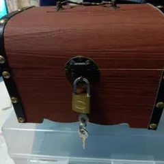 木製コレクションボックス 宝箱デザイン