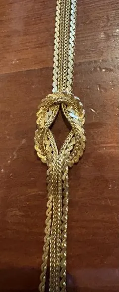 ゴールド編み込みネックレス