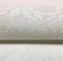白地 菱文様 半襟　菊 花柄 着物　絹　端切れのサムネイル