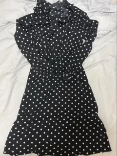 水玉　ドットワンピース　ブラック×ホワイト　grl