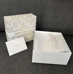ディオール ギフトボックス ラッピング ボックス クリスマス 2023 ホリデー