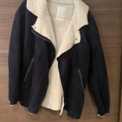 E hyphen world gallery　コート