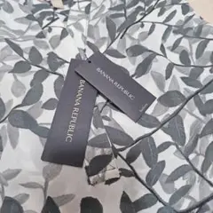 BANANAREPUBLIC バナナリパブリック　ブラウスノースリーブXSサイズ