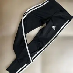 adidas ブラックジャージパンツ