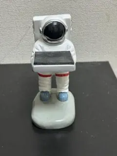 ウォッチスタンド　腕時計スタンド　アクセサリートレイ　宇宙飛行士